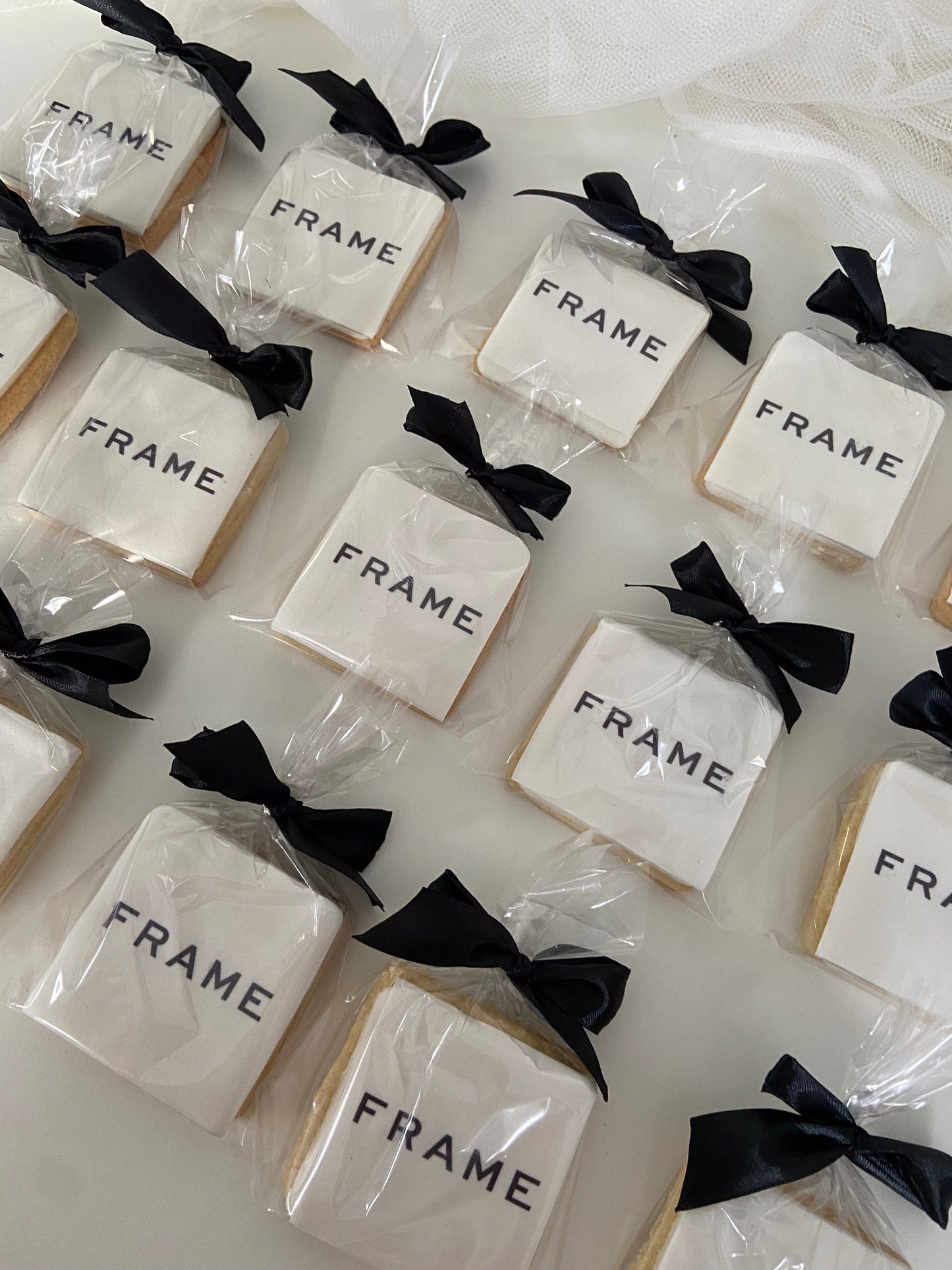 Corporate Biscuits | Personalised Biscuits | Printed Logo Biscuits |