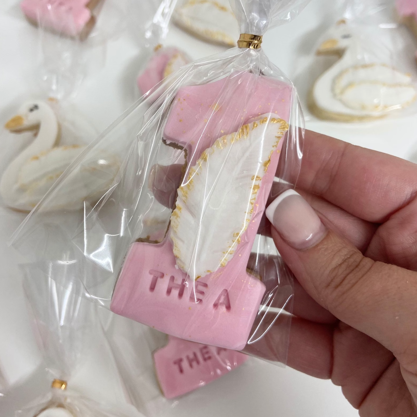 Swan & 1st Birthday Biscuit Set