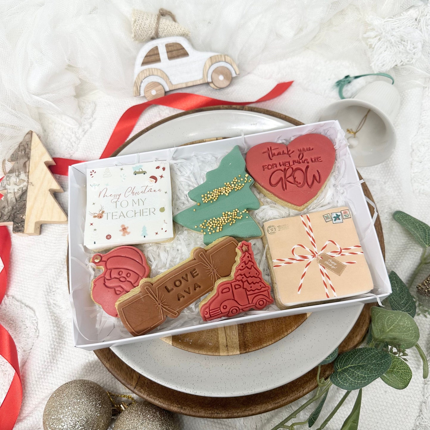 Merry Christmas Thank you Teacher biscuits , Teacher gifts , personalised teacher Christmas presents