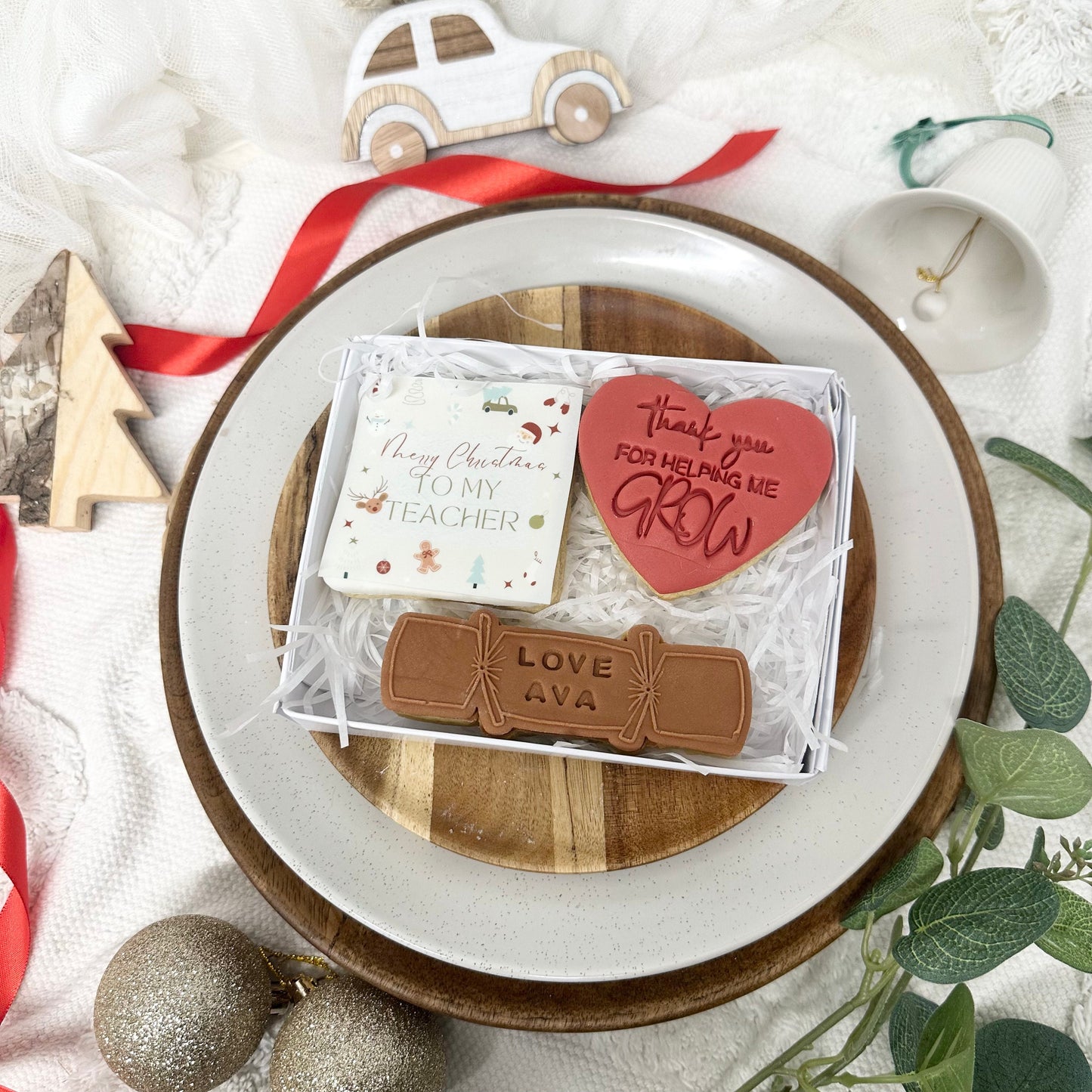 Merry Christmas Thank you Teacher biscuits , Teacher gifts , personalised teacher Christmas presents, thank you for helping me grow biscuits