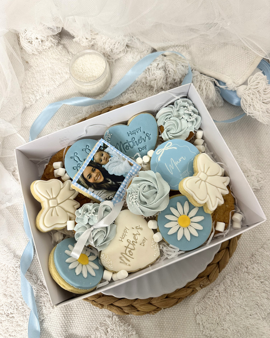 Mothers Day treat box - for collection only