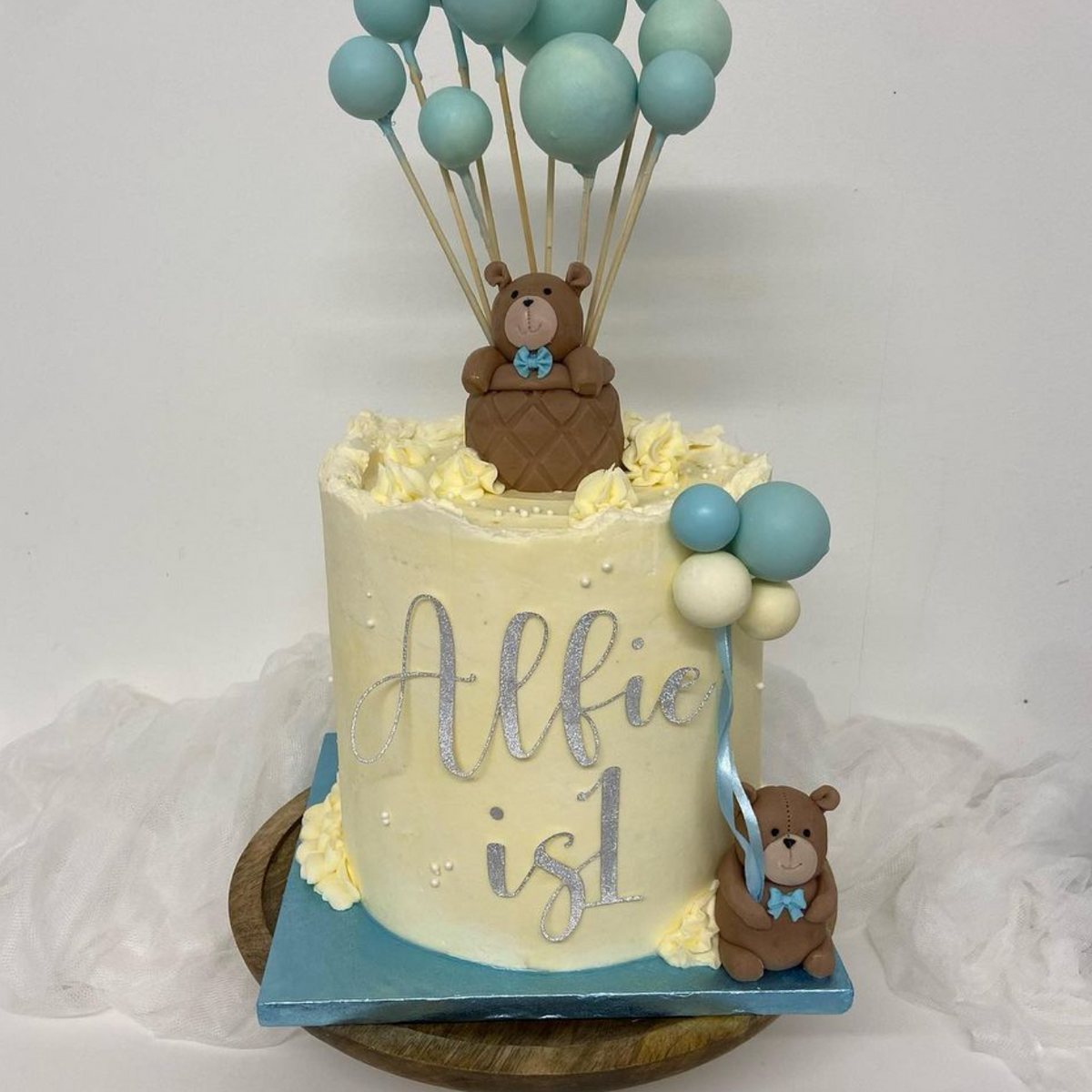 Custumize Cake Example Handmade Personalised Cakesickles – bakedbyallinaltd