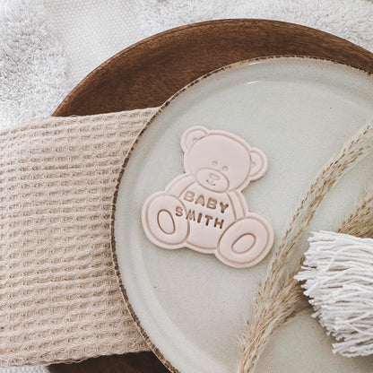 Baby Bear biscuits| we can Bearly wait| baby shower| personalised biscuits| Neutral baby shower| gender neutral shower