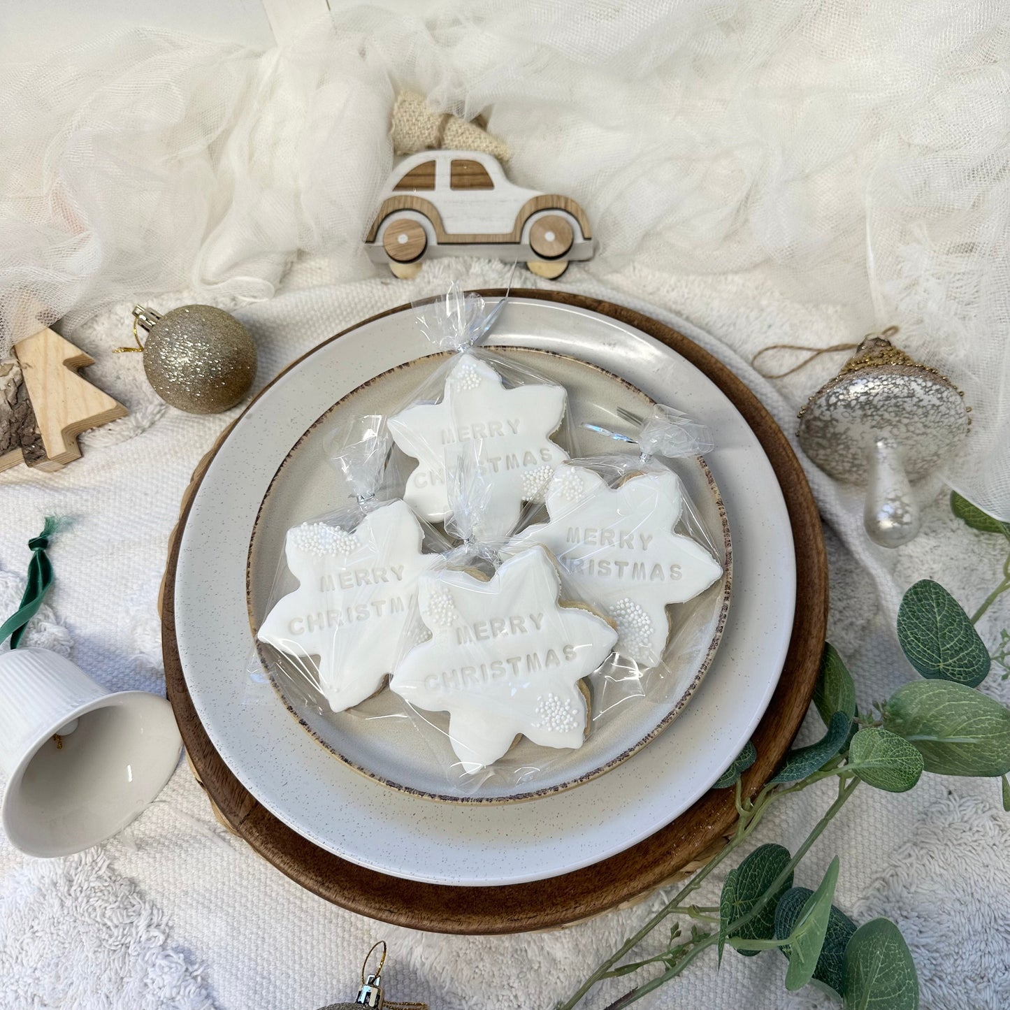 Personalised Christmas Biscuits, Table place names , Christmas Cracker biscuits , favours/