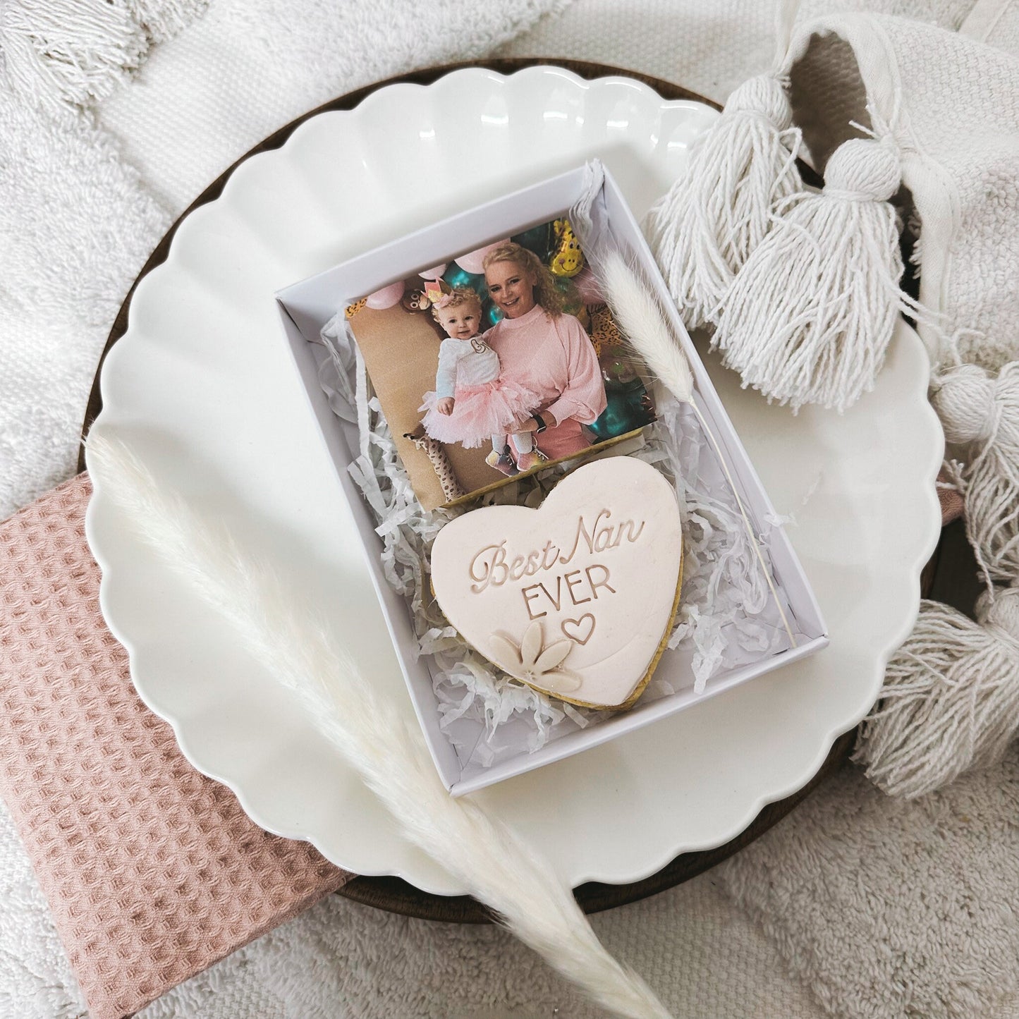 Happy Mothers day| Mothers Day cookies | Mothers Day Biscuits Gift Wrapped| Mummy Mum Mom Mam | Nanny Nan Grandma | Photo Gift |Best nan